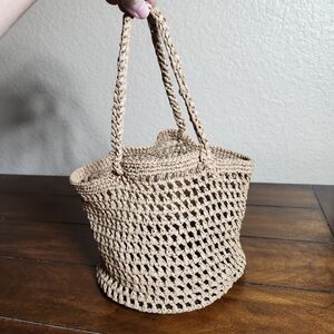 Woven Bucket Bag Tote in Tan Knit New Without Tags